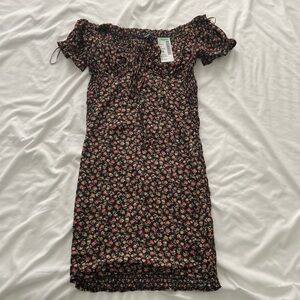 Black floral fitted mini dress